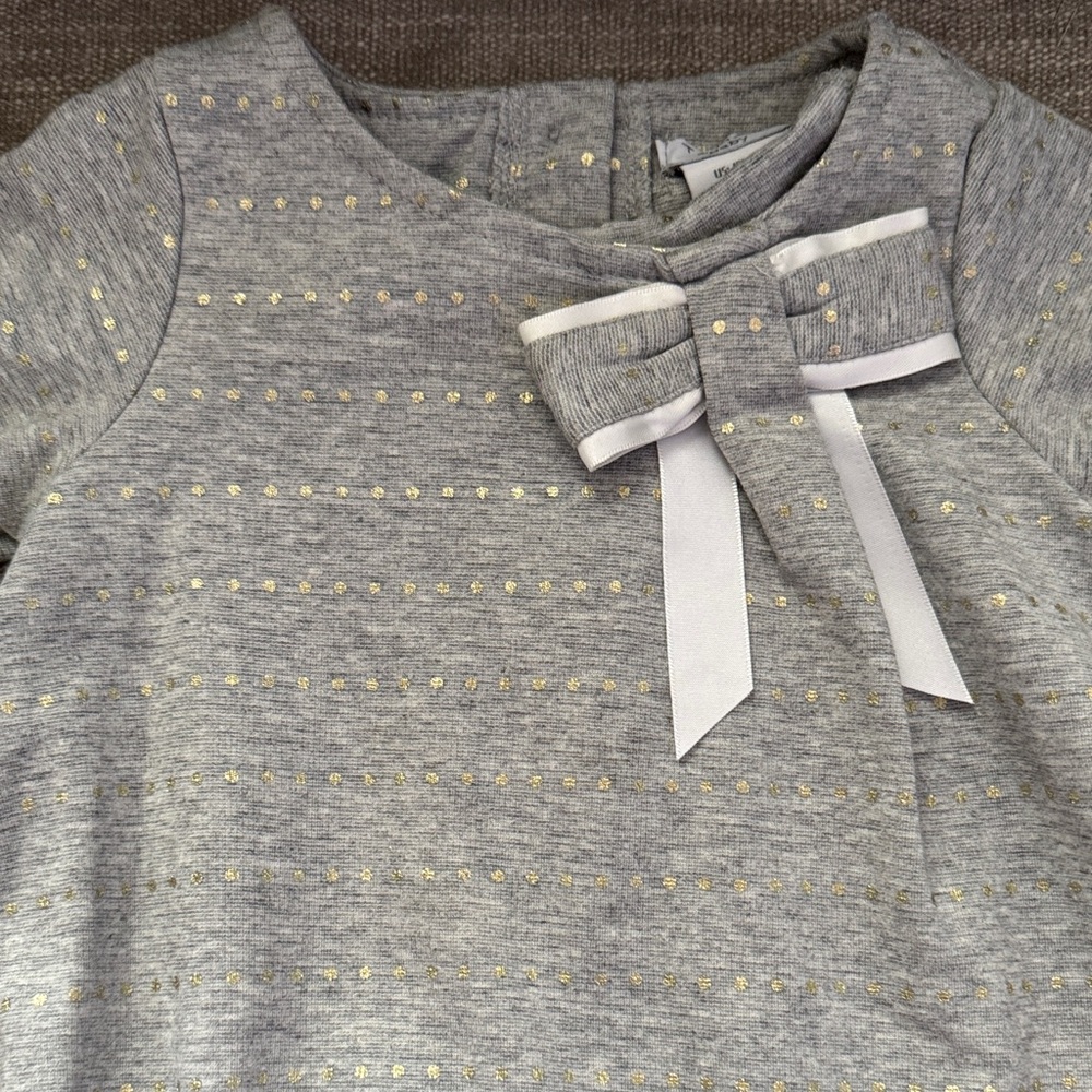 Girls' Gray Bow-Accent Short Sleeve Top - Picture 2 of 4
